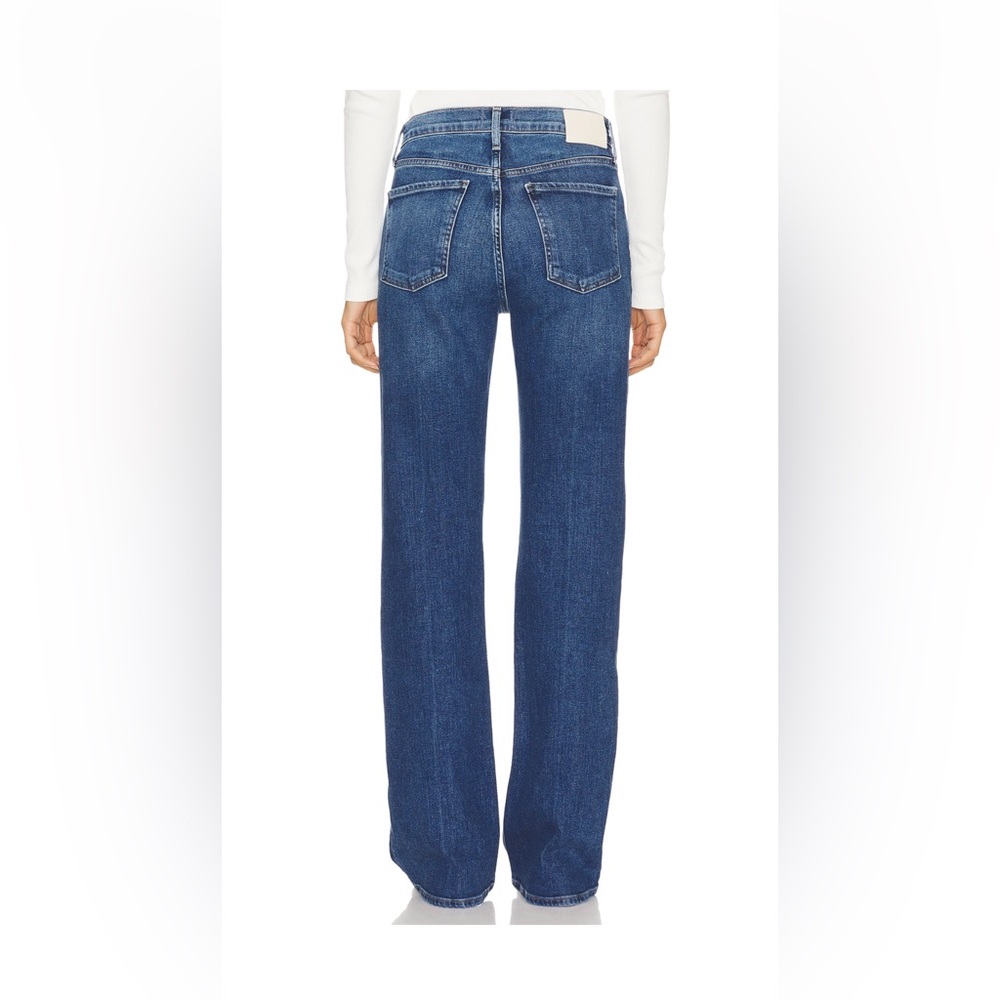 Citizens Of Humanity Straight Leg Jeans in Medium Blue Denim